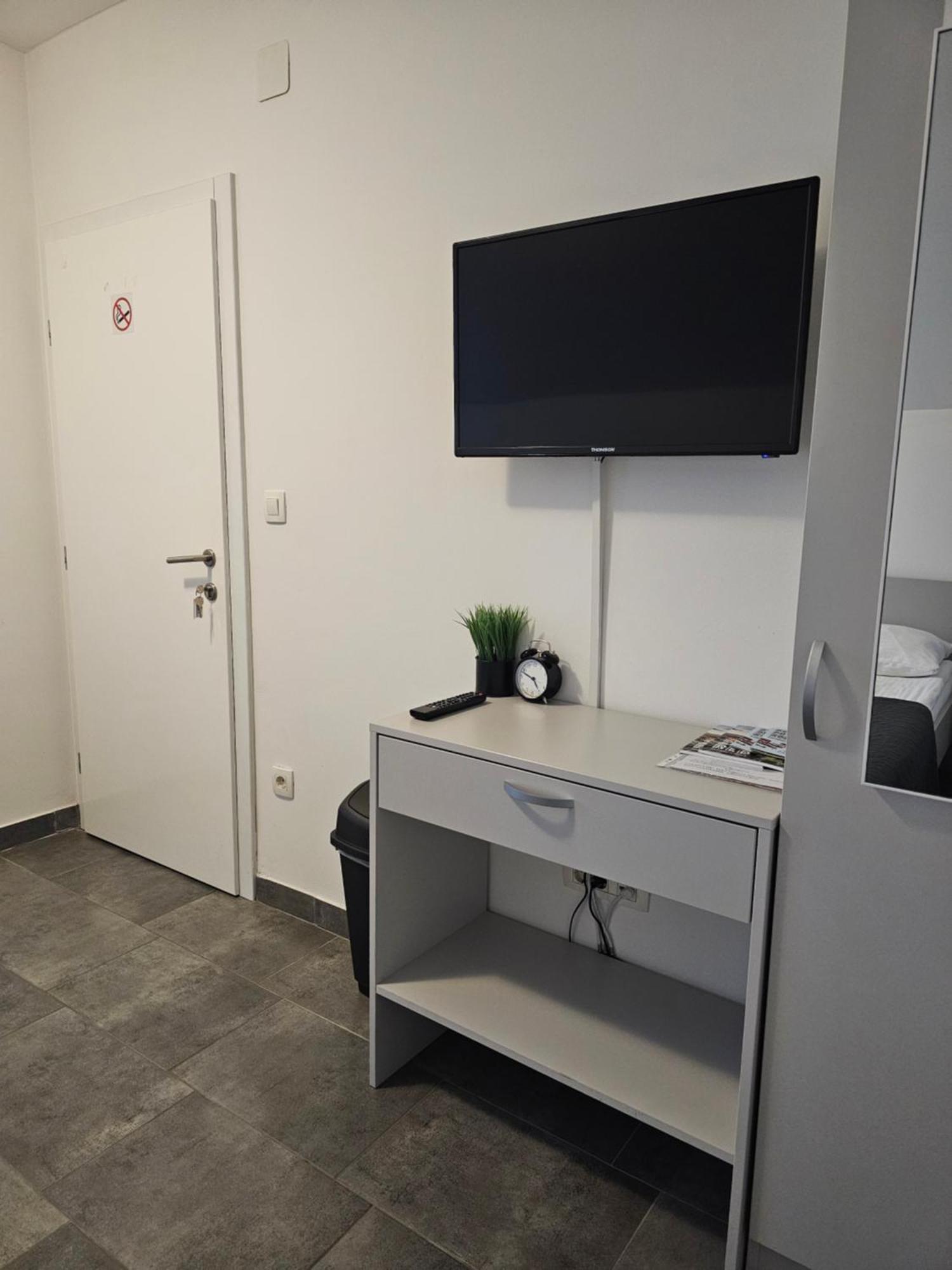 Filipovic Rent A Car & Apartments Selnica Scitarjevska Exteriér fotografie